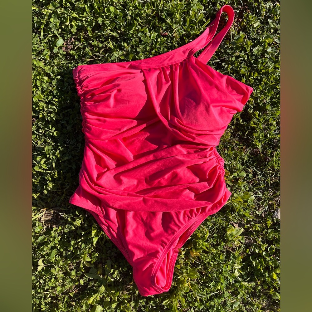 St. John Yellow Label One-Piece Ruched One Strap Swimsuit Womens 12